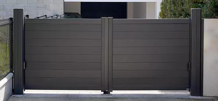 Common Residential Gate Issues We Resolve in Jacksonville, FL
